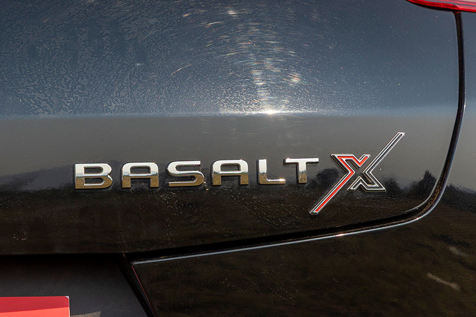Citroen Citroen Basalt EXTERIOR Badges