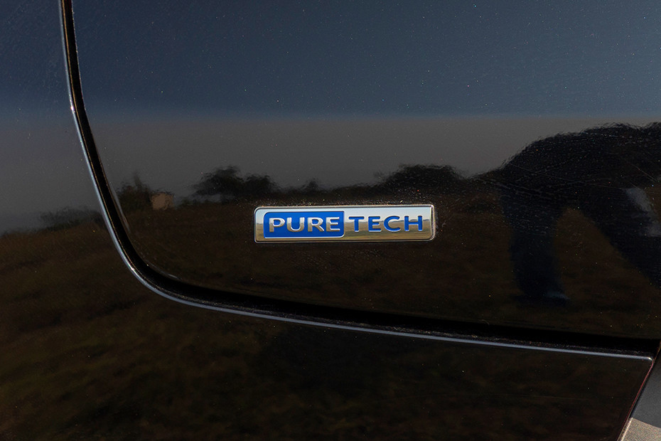 Citroen Citroen Basalt EXTERIOR Badges