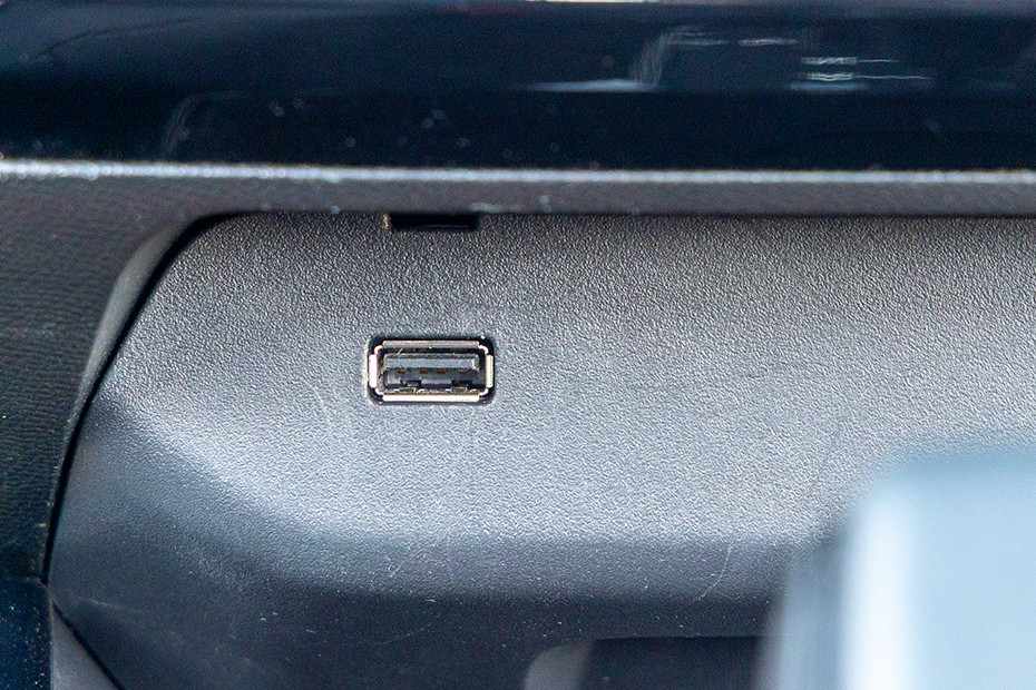 Citroen Citroen Basalt INTERIOR Charging Options