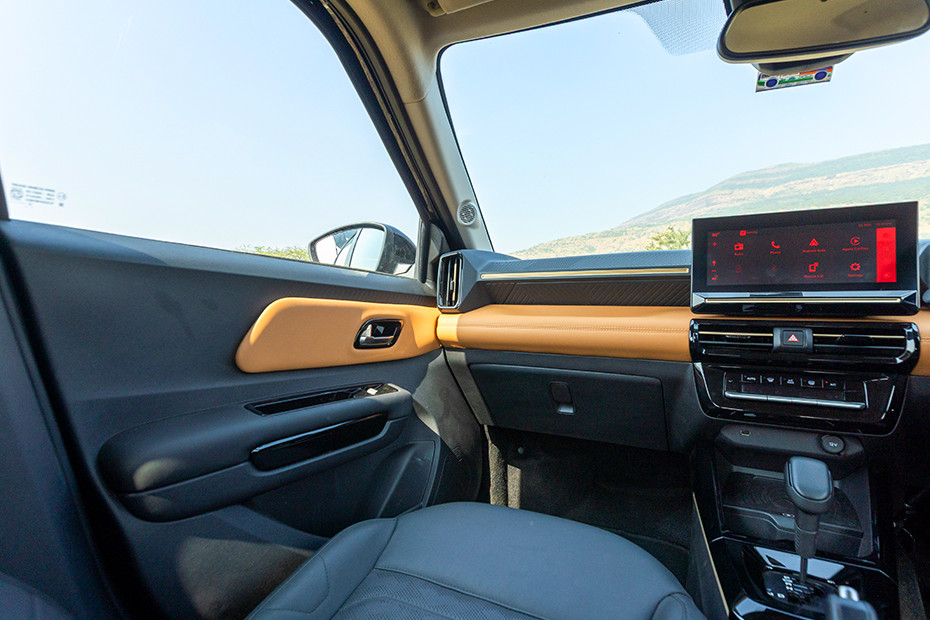 Citroen Citroen Basalt INTERIOR Dashboard