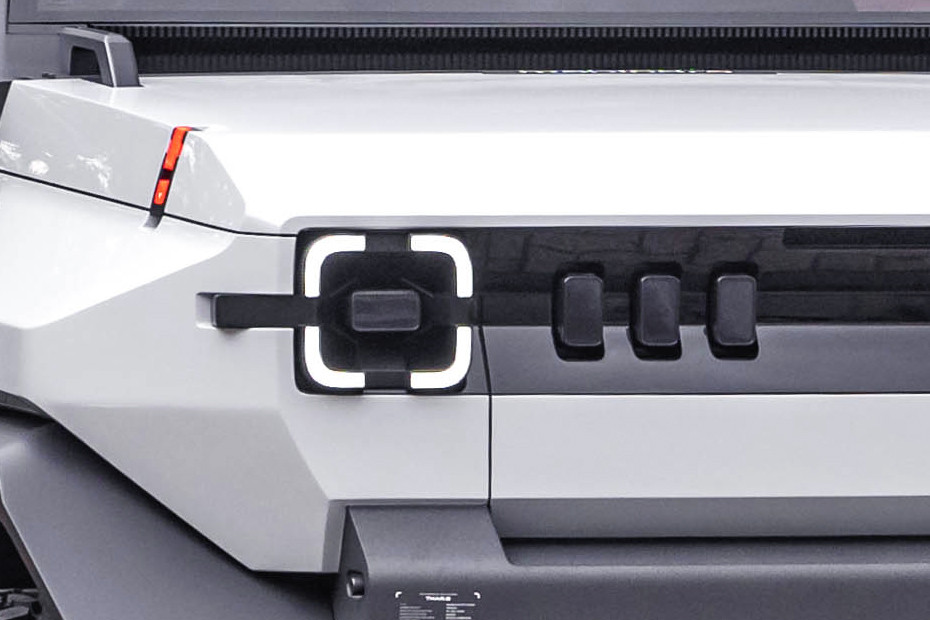 Mahindra Thar E Headlight