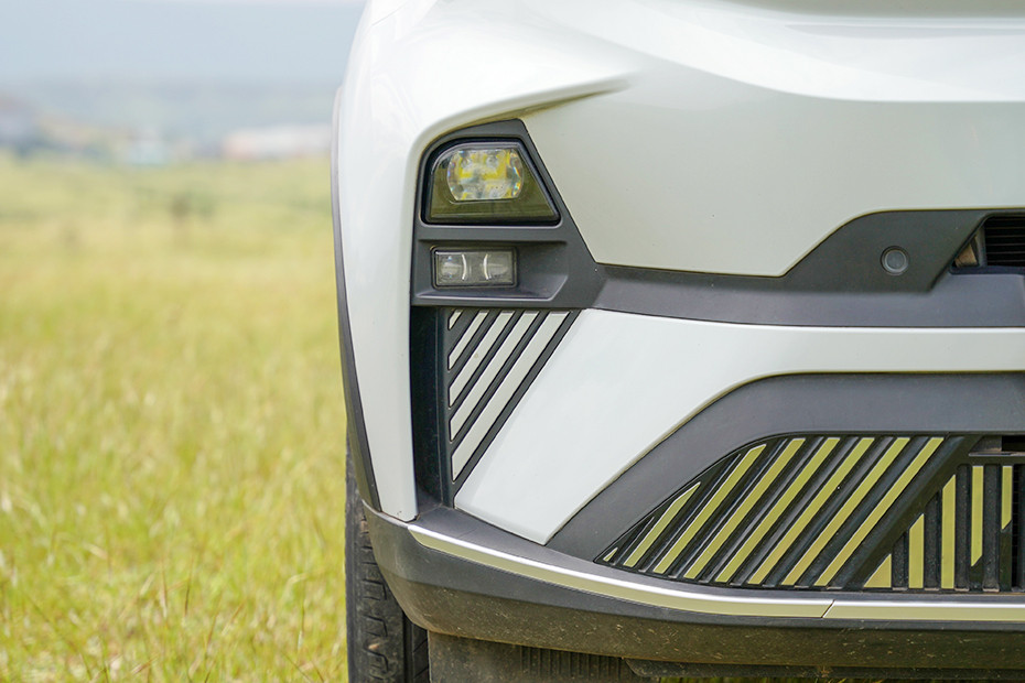 Tata Nexon EV Headlight