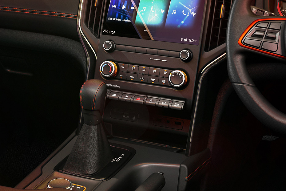 Mahindra Global Pik Up AC Controls