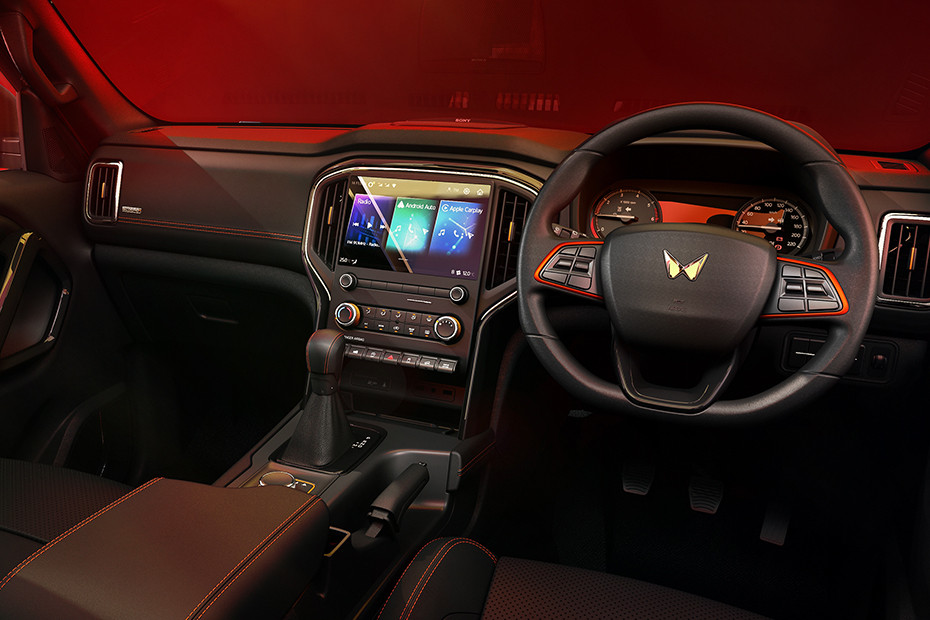 Mahindra Global Pik Up DashBoard