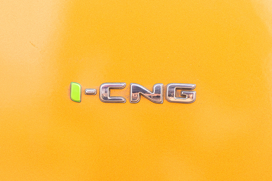 Tata Punch Variant Badge