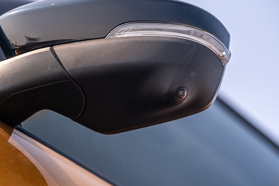 Tata Punch 360 Degree Camera (Left)