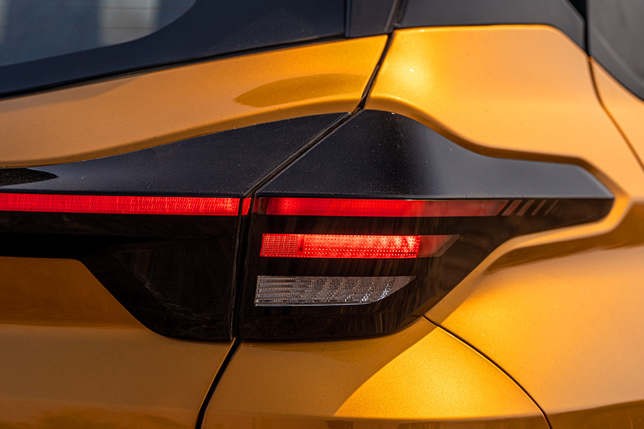 Tata Punch Taillight