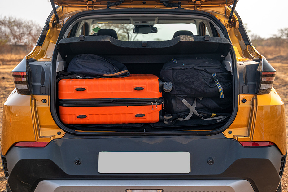 Tata Punch Boot Space (With Luggage)