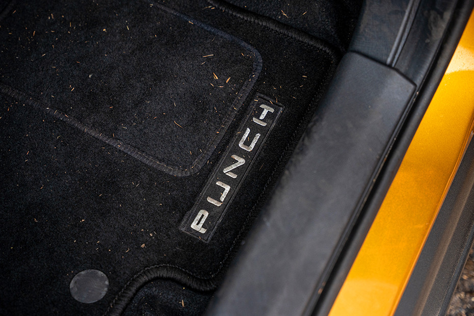 Tata Punch Floor Mats