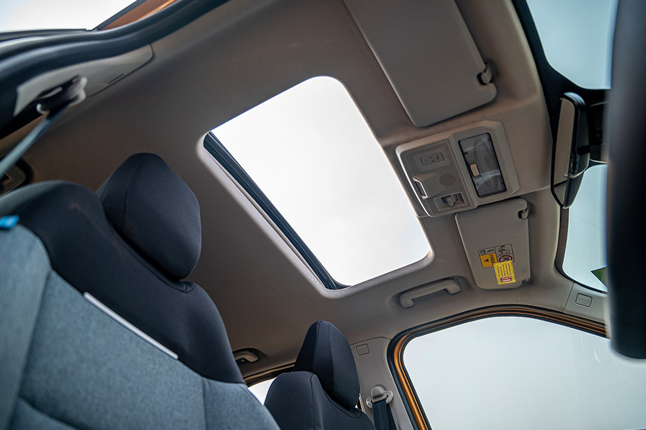 Tata Punch Sunroof (Inside View)