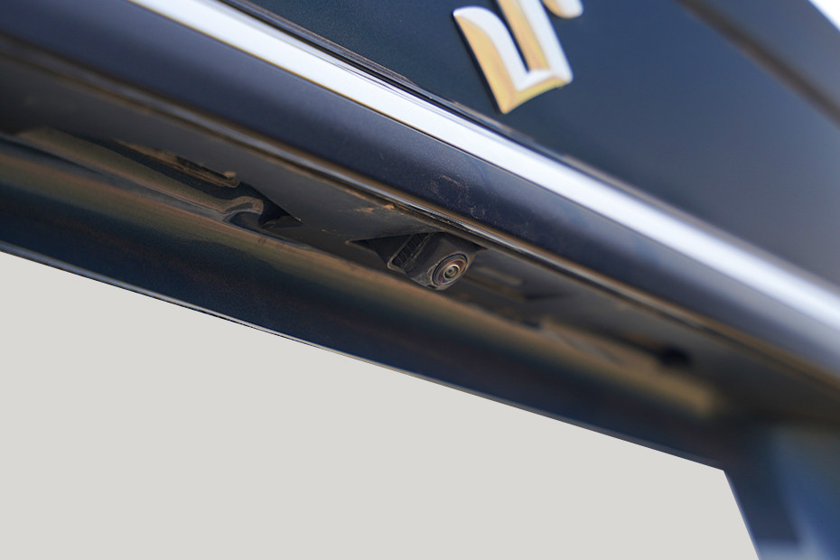 Maruti Dzire Reverse Parking Camera