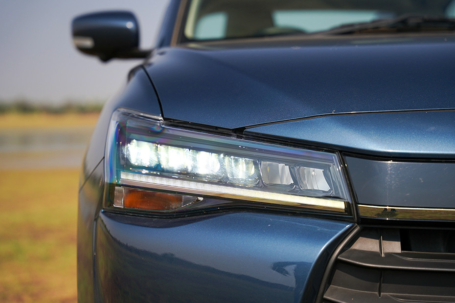 Maruti Dzire Headlight