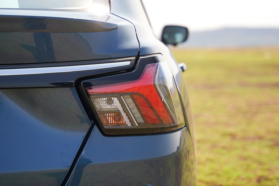 Maruti Dzire Taillight