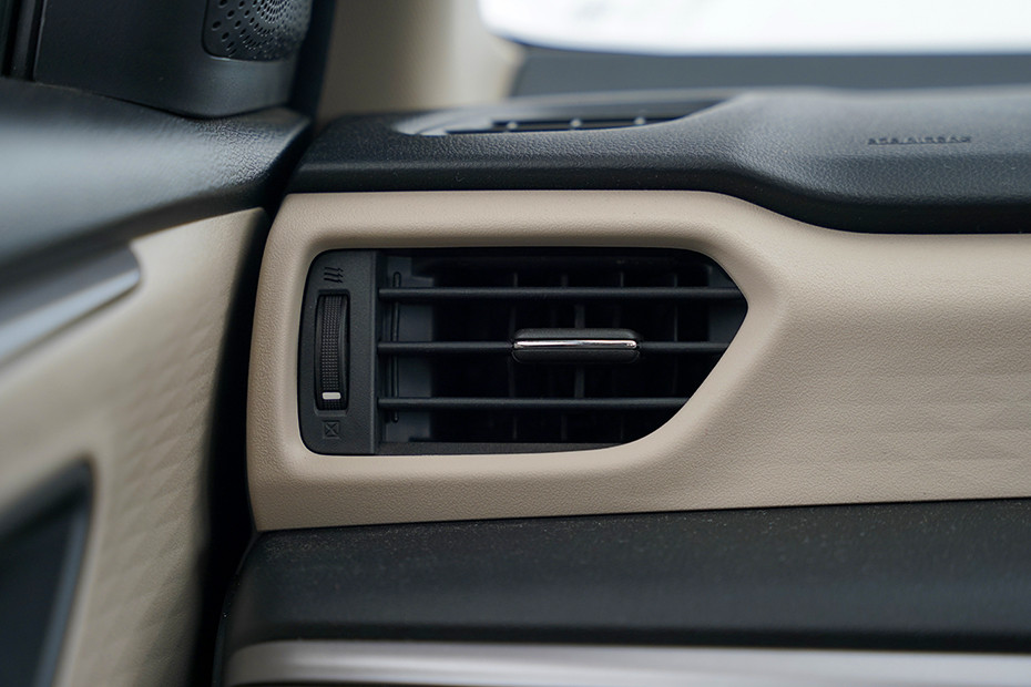 Maruti Dzire Passenger's Side AC Vent