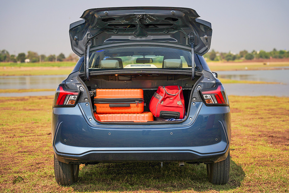 Maruti Dzire Boot Space (With Luggage)