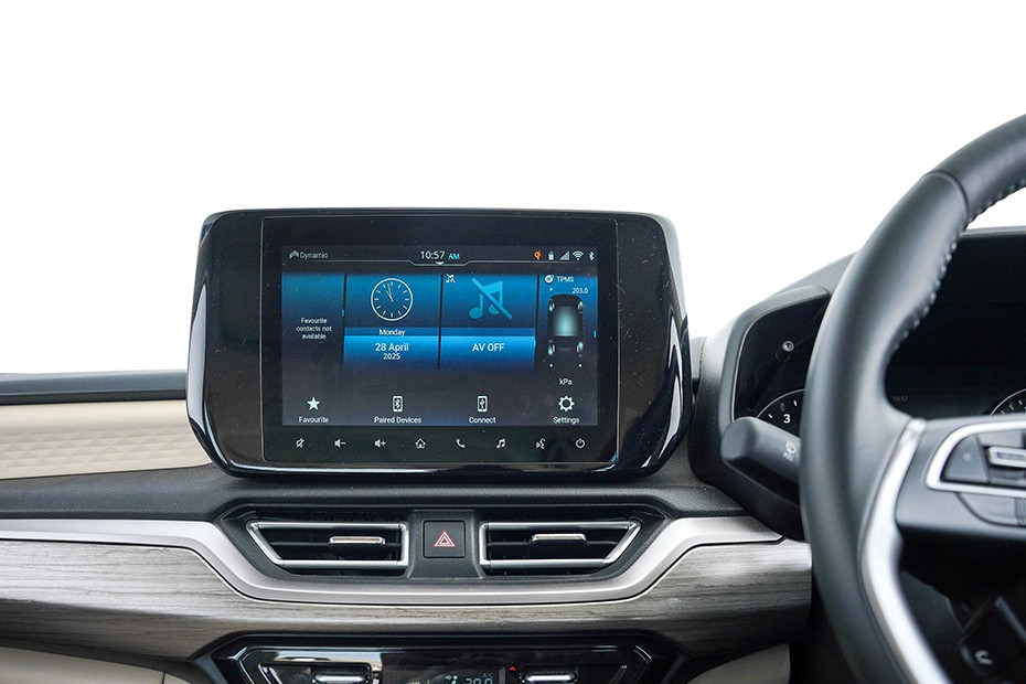 Maruti Dzire Infotainment System