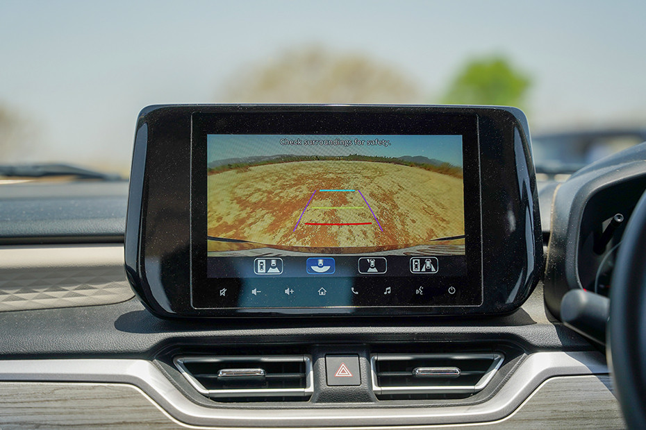Maruti Dzire Reverse Camera View