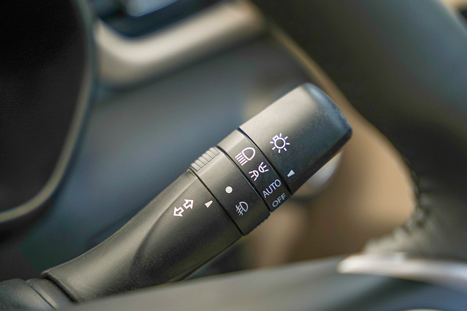 Maruti Dzire Headlamp Control