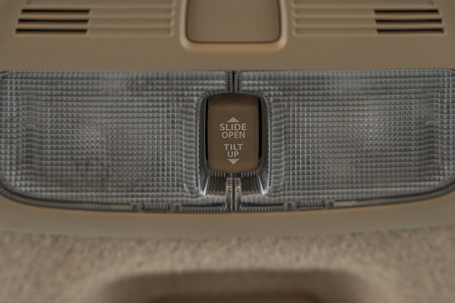 Maruti Dzire Sunroof Control