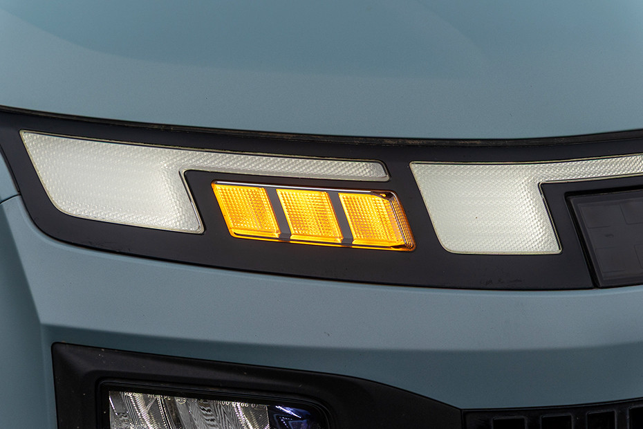 Hyundai Creta Electric Turn Indicator (Front)