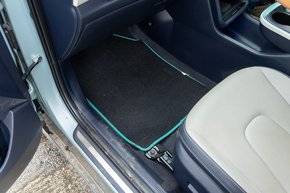 Hyundai Creta Electric Floor Mats