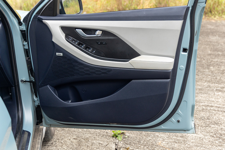 Hyundai Creta Electric Drivers Door Panel