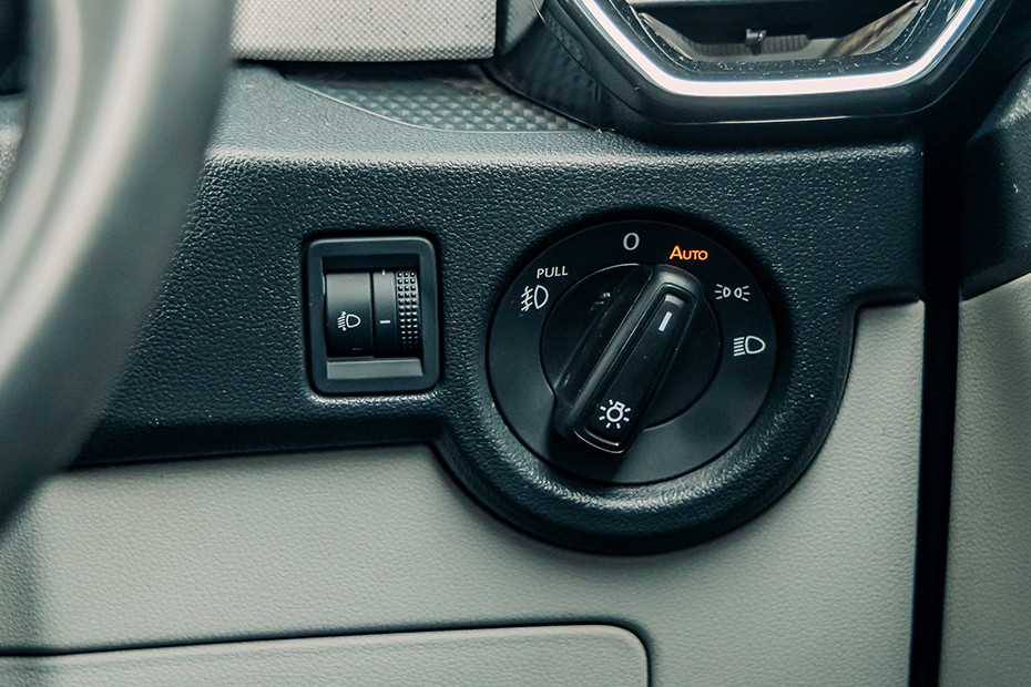 Skoda Skoda Kylaq INTERIOR Controls and Buttons