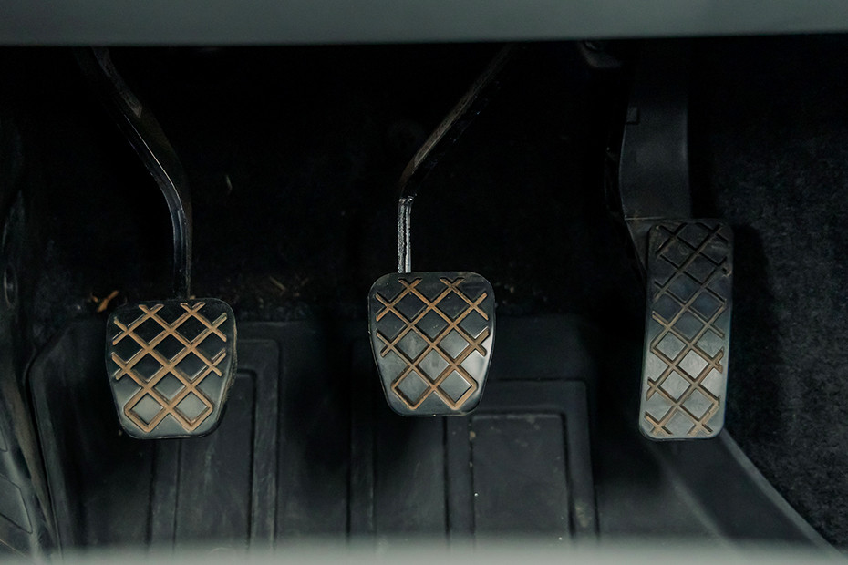 Skoda Skoda Kylaq INTERIOR Controls and Buttons