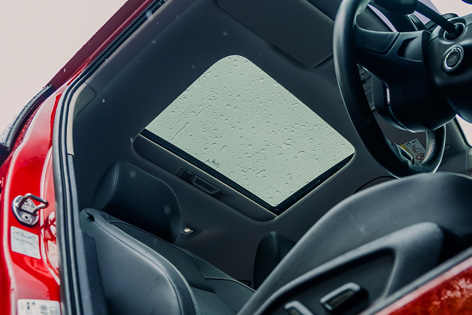 Skoda Skoda Kylaq INTERIOR Sunroof