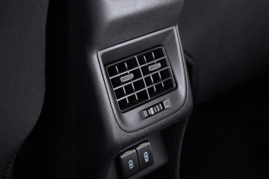 Toyota Urban Cruiser Taisor Rear Air vents