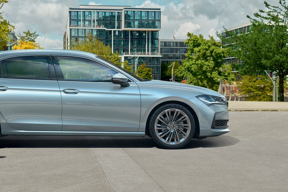Skoda Skoda Superb 2025 EXTERIOR Details