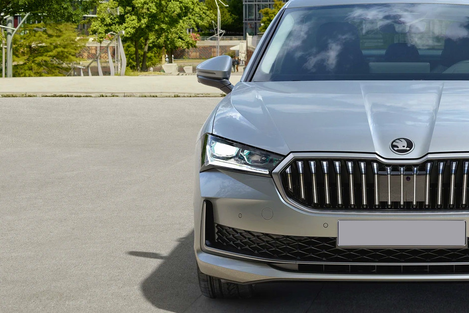 Skoda Skoda Superb 2025 EXTERIOR Lights