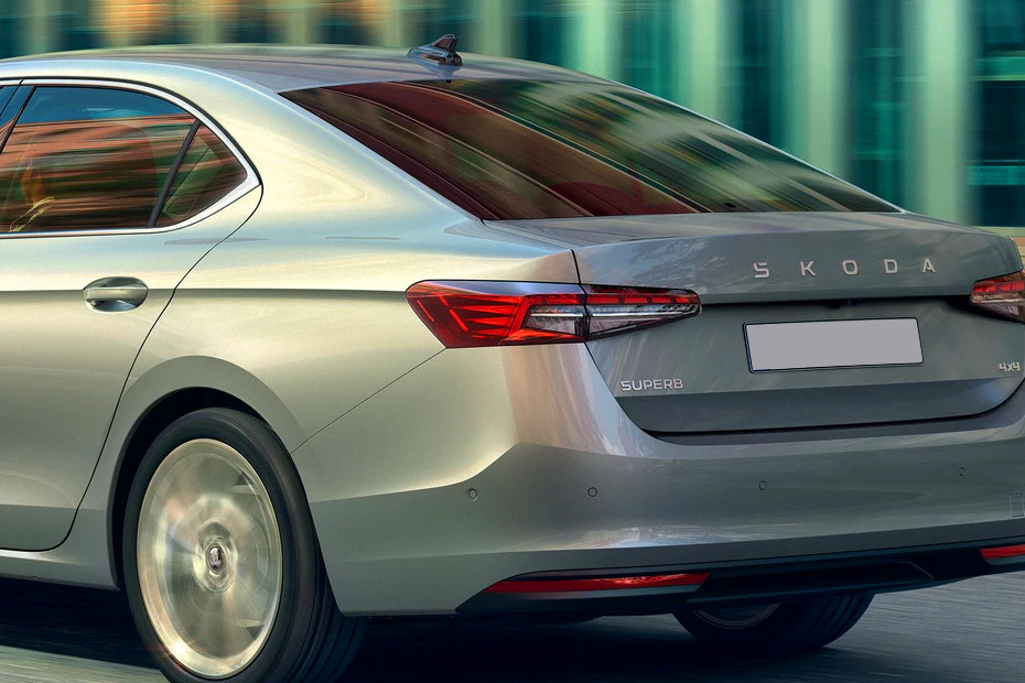 Skoda Skoda Superb 2025 EXTERIOR Lights