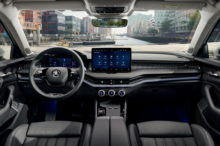 Skoda Skoda Superb 2025 INTERIOR Dashboard