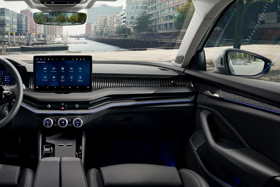 Skoda Skoda Superb 2025 INTERIOR Storage