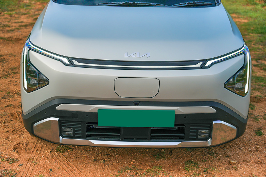 Kia Carens Clavis EV Front Grille