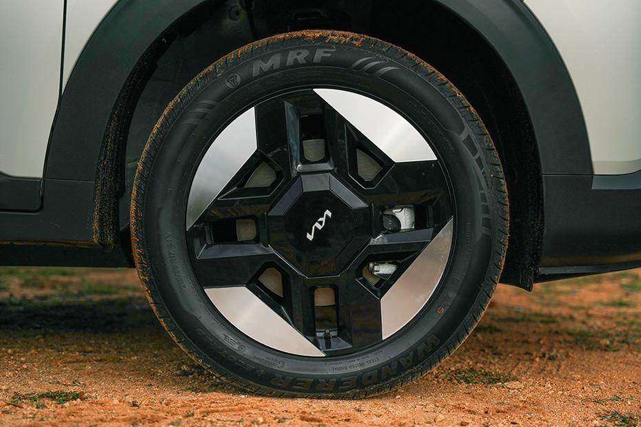 Kia Carens Clavis EV Wheel Cap