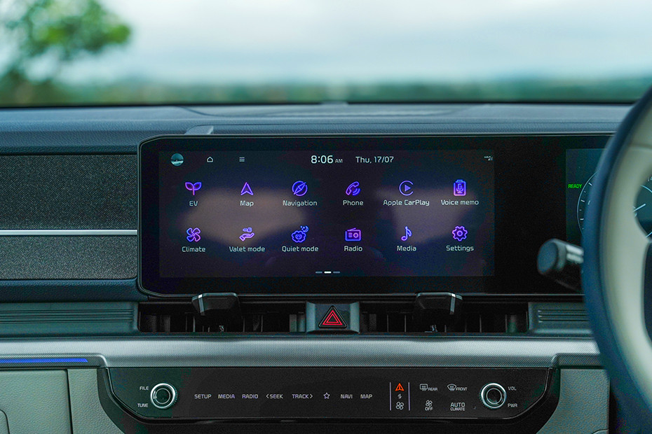 Kia Carens Clavis EV Infotainment System