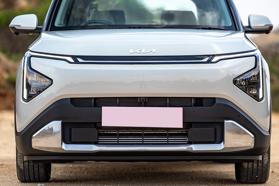 Kia Carens Clavis Front Grille