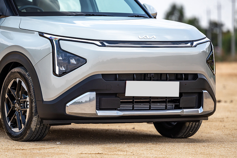 Kia Carens Clavis Front Bumper