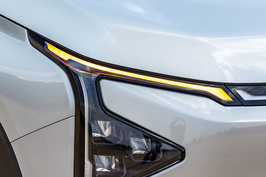 Kia Carens Clavis Turn Indicator (Front)