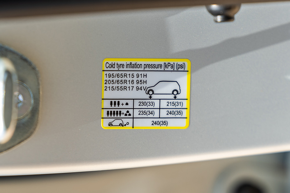 Kia Carens Clavis Tyre Pressure Information