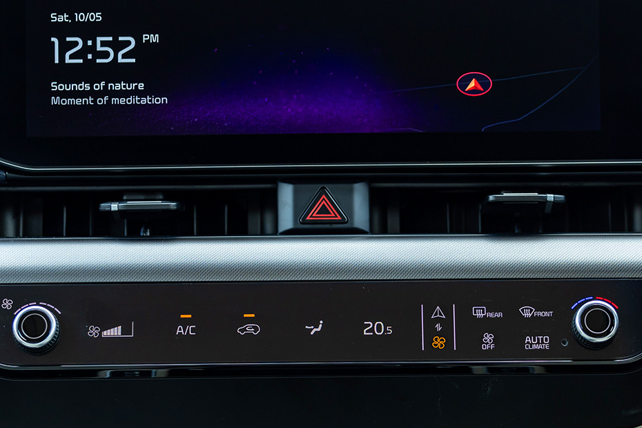 Kia Carens Clavis Central AC Vent