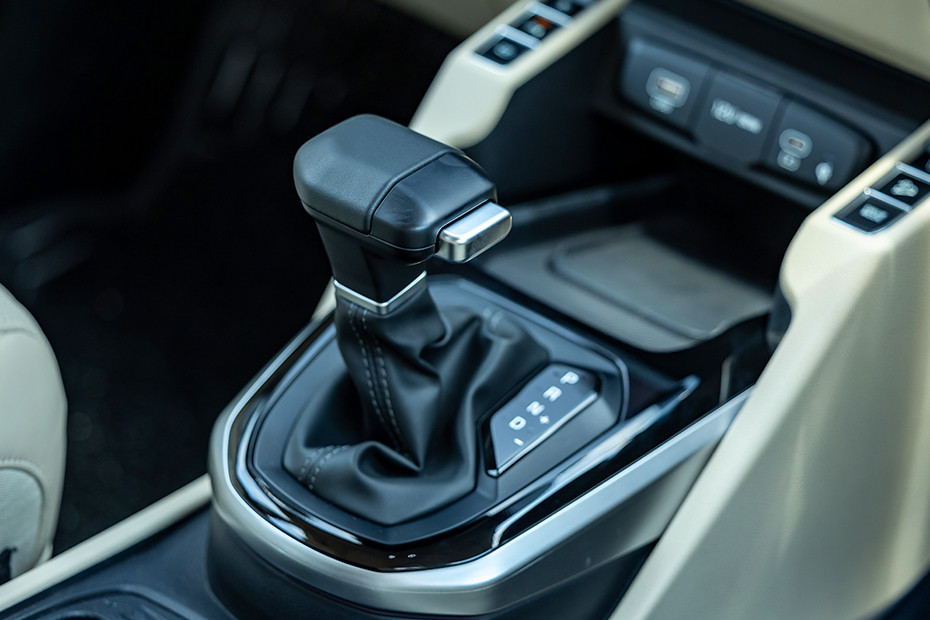 Kia Carens Clavis Gear Selector / Shifter