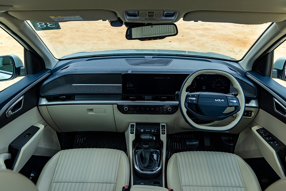 Kia Carens Clavis Dashboard