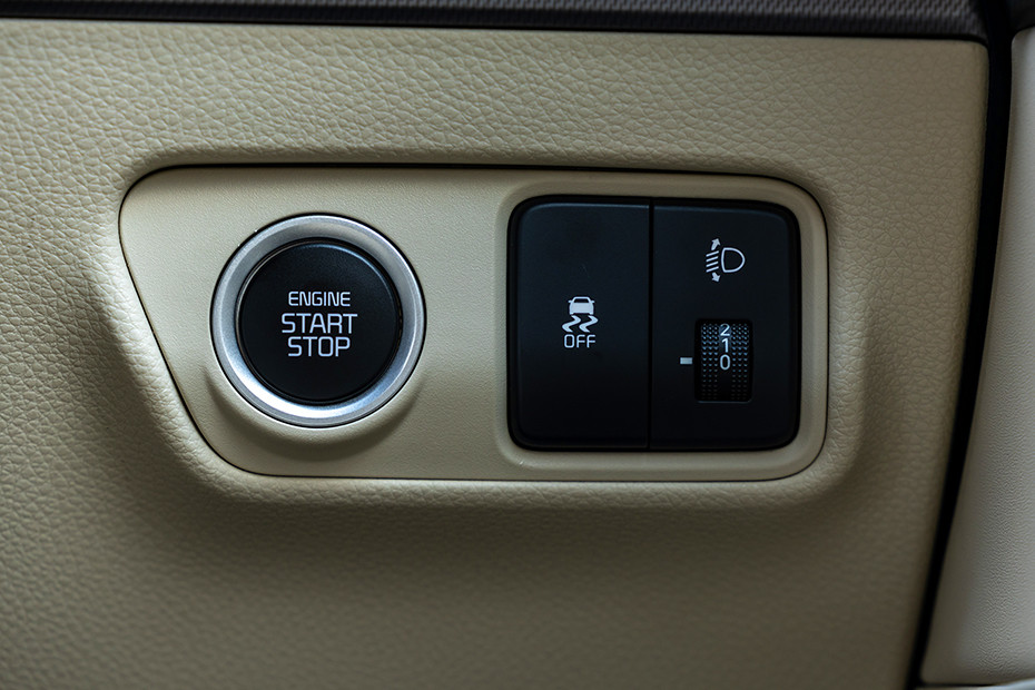 Kia Carens Clavis Dashboard Controls