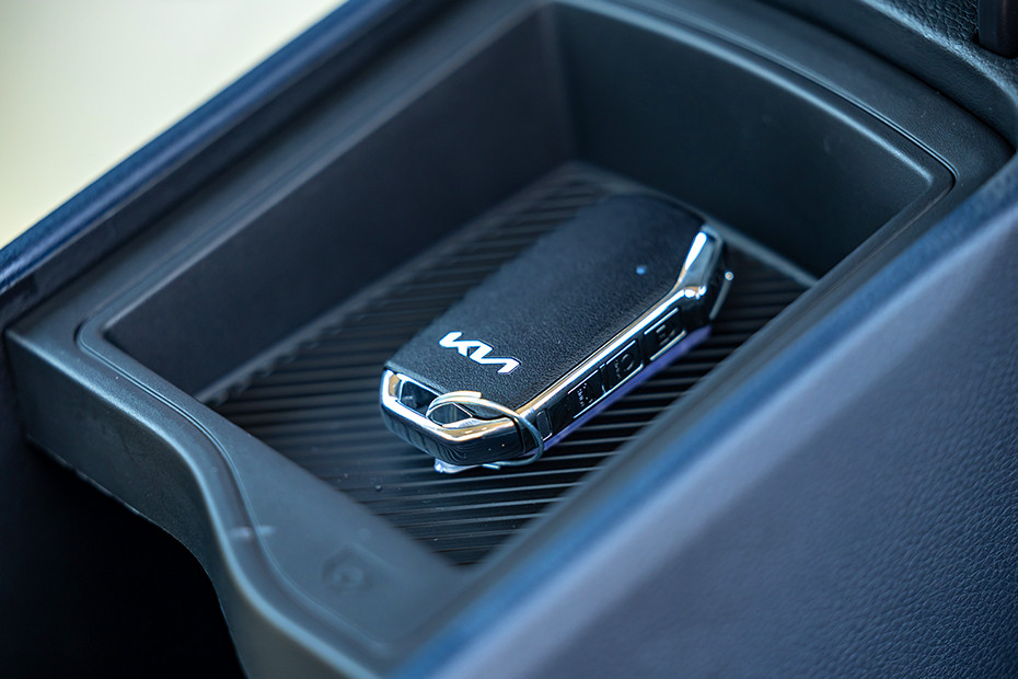 Kia Carens Clavis Slot For Key