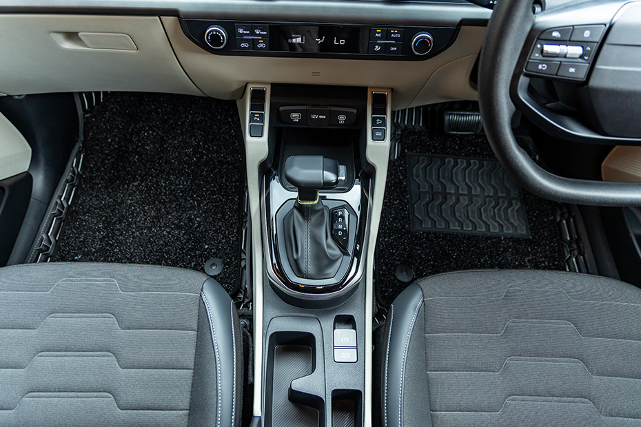 Kia Carens Clavis Storage (Center Console)