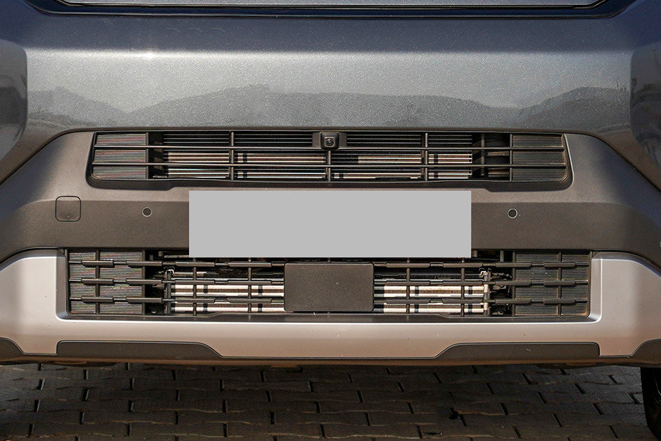 Kia Syros Front Parking Sensors