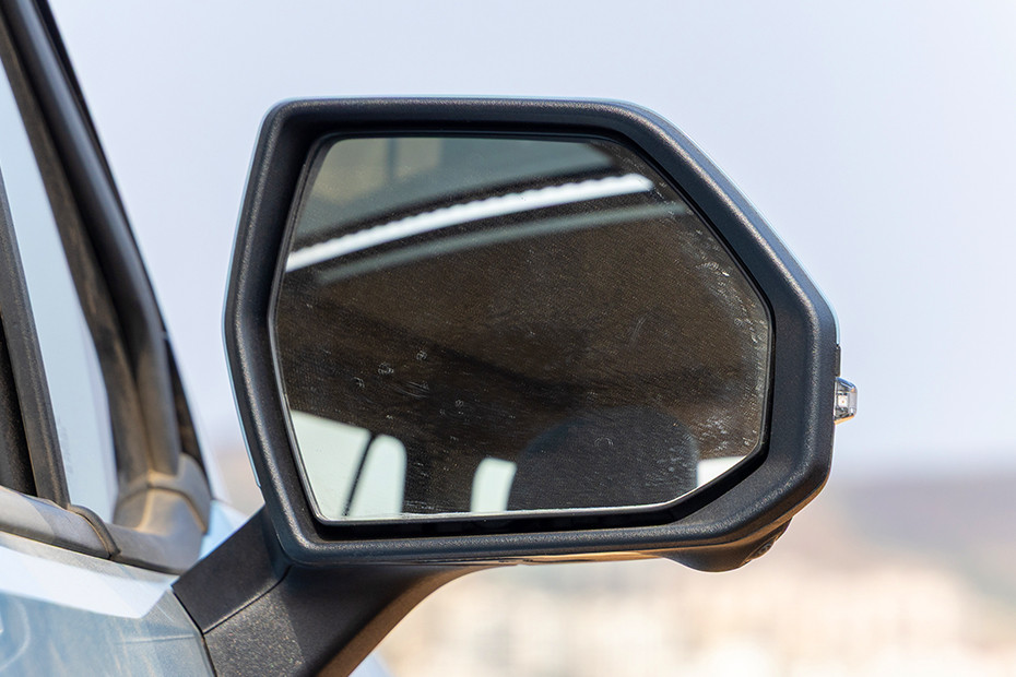 Kia Syros Outside Mirror Glass